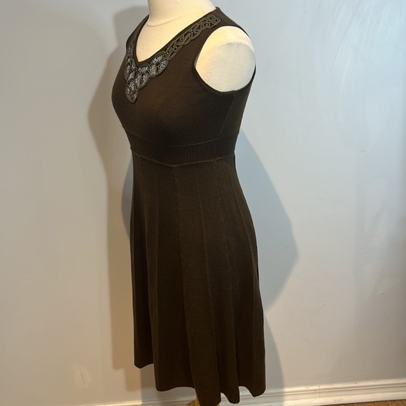Vintage Max Mara wool/blend knit sleeveless dress with sequins accent size US6 - Picture 4 of 14